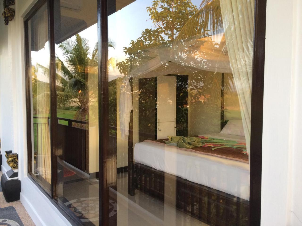Mandhara Chico Bungalow Lovina Exterior foto